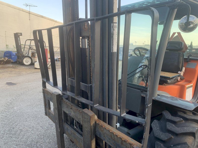 AUSA Model CH 250 X4 Rough Terrain Fork Lift 5500 lbs capacity