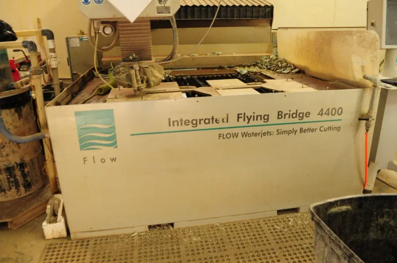 2006 FLOW IFB 4400 | Waterjet Cutters