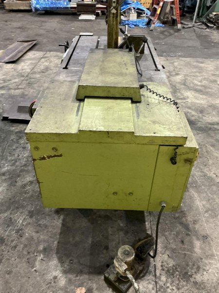 20" X 18" STARTRITE MODEL #VT460 VERTICAL TILT FRAME BANDSAW: YOBRO #25932