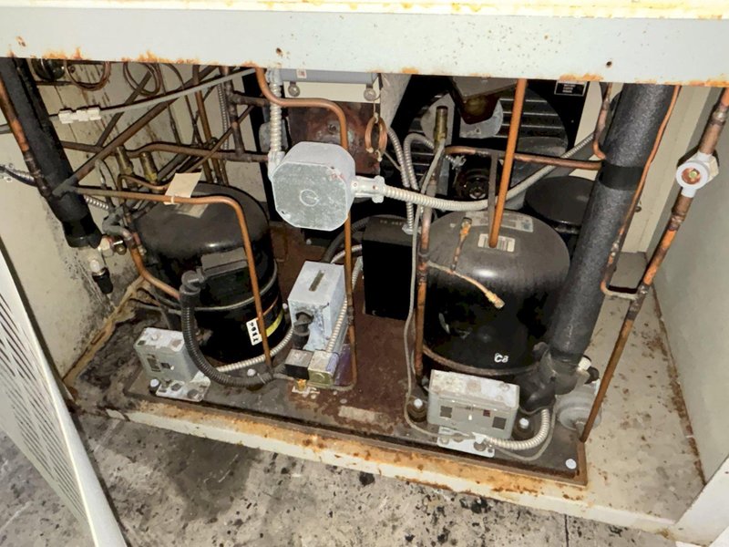 -73* TO 204* C 1999 THERMOTRON MODEL #SM-32C ENVIRONMENTAL TEST CHAMBER WITH HUMIDITY: STOCK #14739