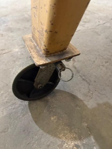 2 TON SPANCO MOBILE GANTRY CRANE WITH 2TON HARRINGTON HOIST STOCK# 4133