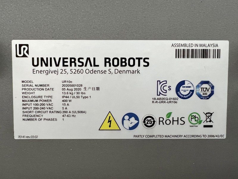 Universal Robots UR10e Cobot With Parts loading base/station. New-2020