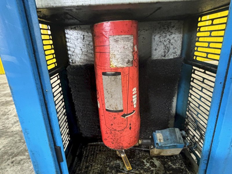 300 CFM HANKISON MODEL #HPRP300 REFRIGERATED AIR DRYER: STOCK #21829