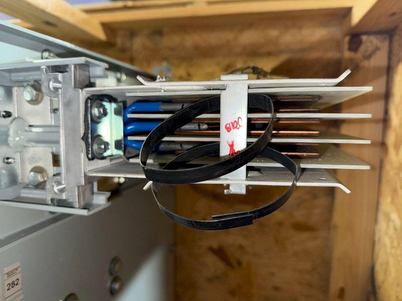 ABB 2500A Spectra Series Copper End Tap Box 600V, 3PH, 3G NEW