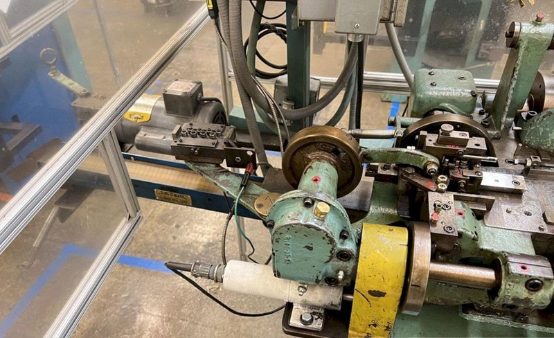 Nilson Model #S-00 4-Slide Wire Forming Machine