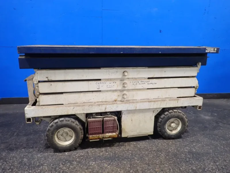 MARK INDUSTRIES 750 LBS SCISSOR LIFT  -  S19ET
