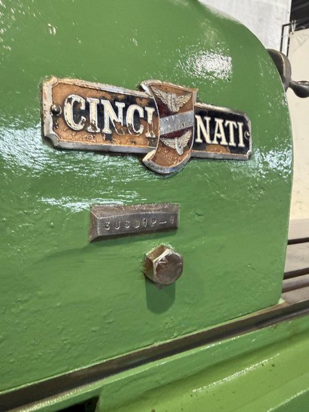 18" X 36" CINCINNATI UNIVERSAL CYLINDRICAL GRINDER. STOCK # 0779425