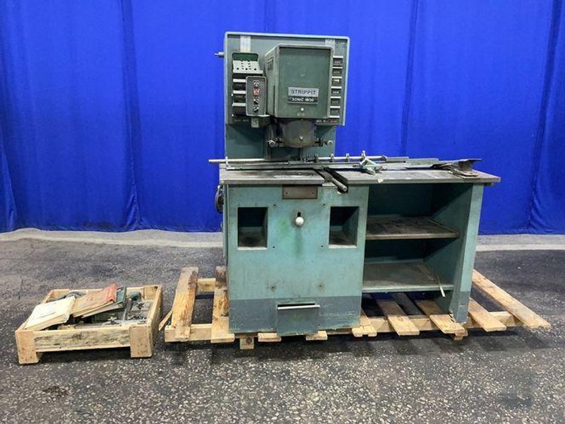 STRIPPIT 28" X 65" SHEET METAL FABRICATOR   -  SONiC 18/30