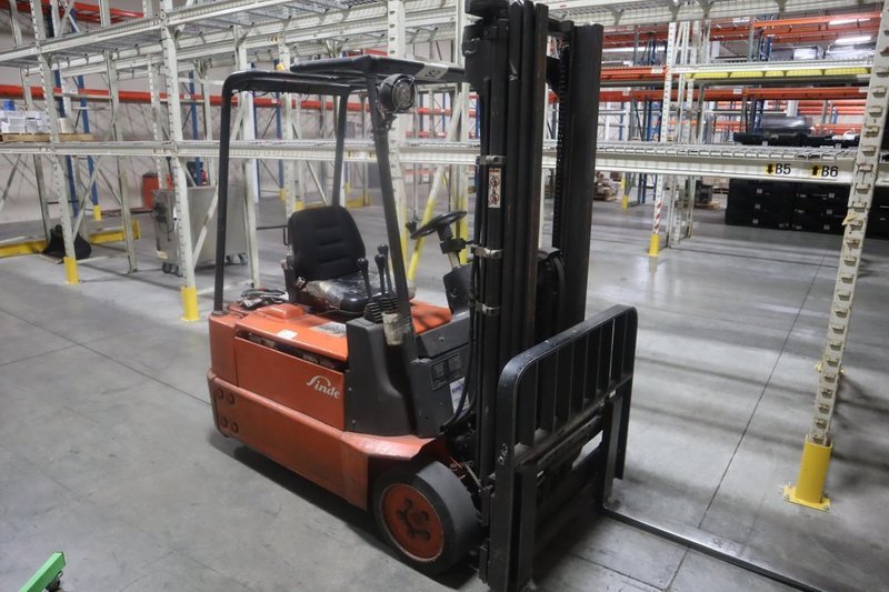 Linde E16-02 48V Electric Forklift 2343 lb Capacity- Auction Item
