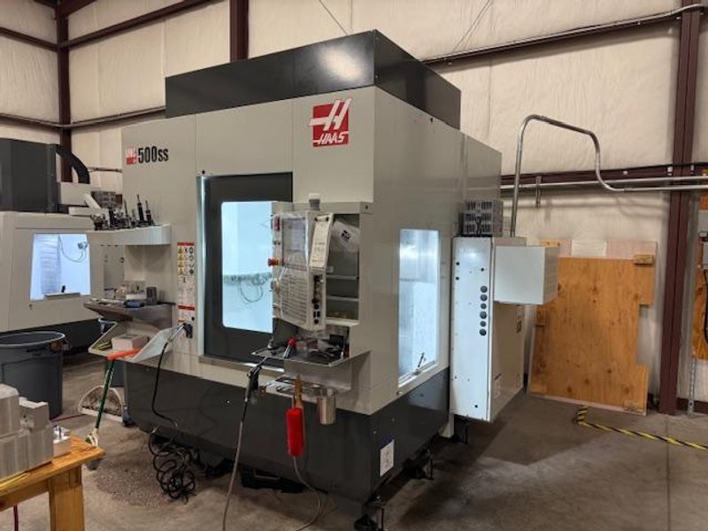 Haas UMC-500SS 5 Axis UMC, 2023 – TSC, Chip Conveyor, Probe