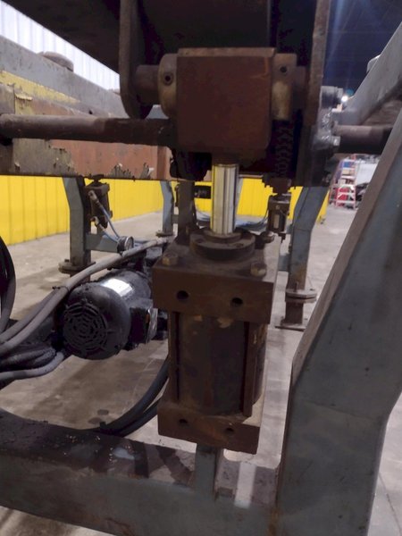 16&#039; POWERED INFEED TABLE, USED FOR LOADING SHEETS IN A SHEAR / BRAKE: YOBRO #24335