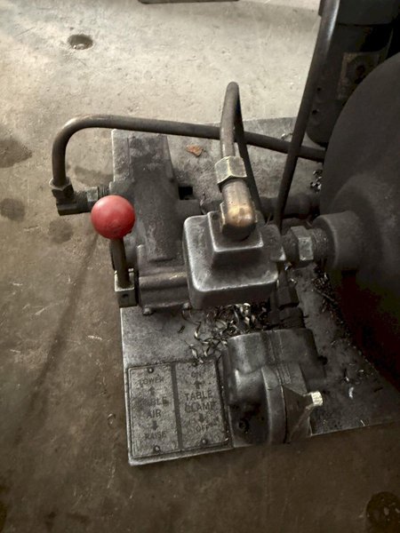 40" X 50" DEVLIEG AIR LIFT ROTARY TABLE. STOCK # 0221426