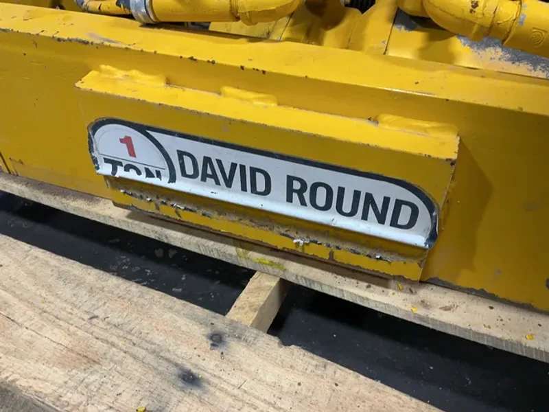 DAVID ROUND 1 TON ELECTRIC WIRE ROPE HOIST   -  55