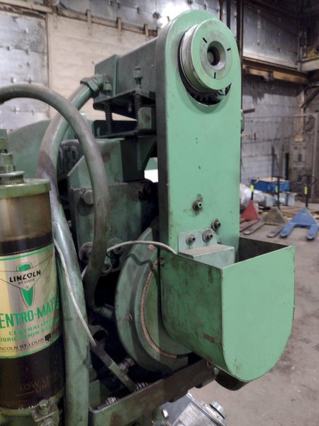 32 TON FEDERAL OBI STAMPING PUNCH PRESS, 2.5&quot; STROKE: STOCK #18264