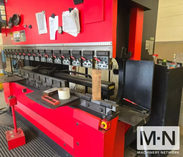 143 Ton 10' Amada HDS-1303NT CNC Hydraulic Press Brake, 2011 w/ Back Gauge
