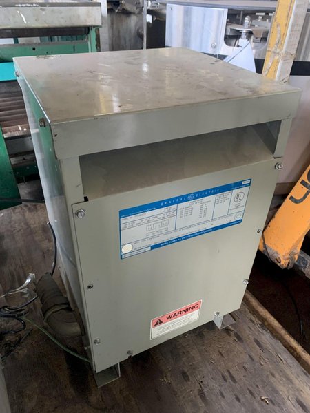 GE 25 KVA 185 LB TRANSFORMER. STOCK # 0639623.