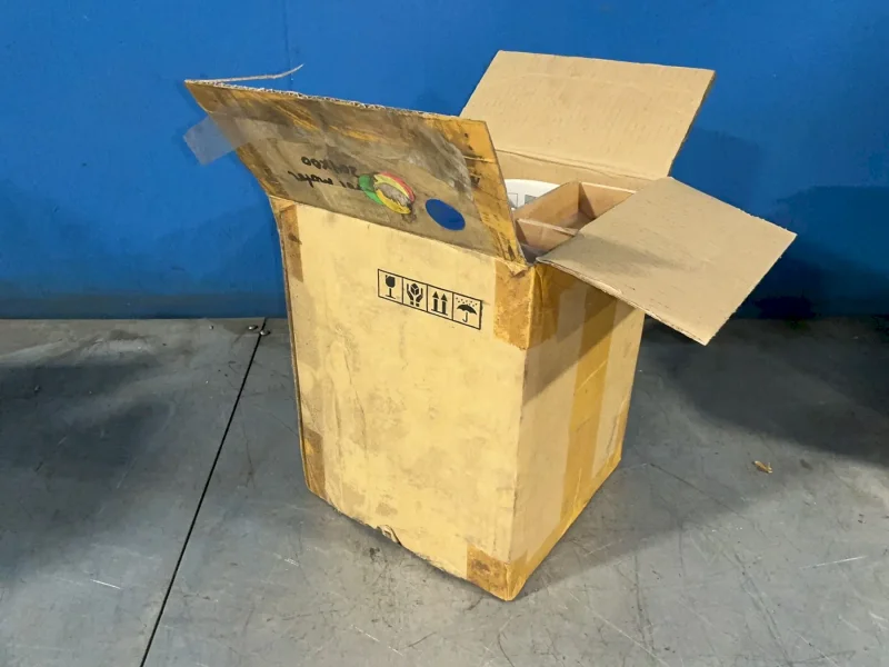 YAMATAKE CORPORATION AZBIL CONTROL MOTOR   -  ECM3000F0110