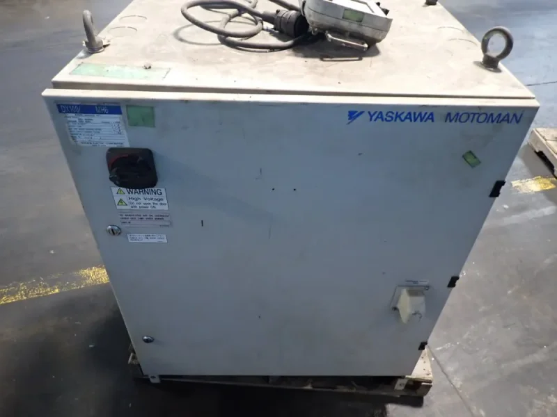YASKAWA ELECTRIC ROBOT  -  MH6