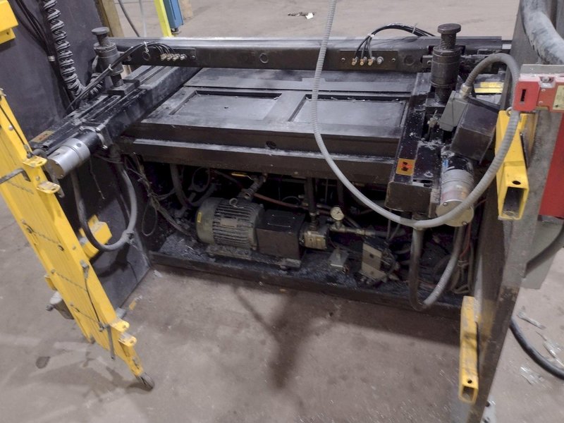 50 TON x 6' AMADA MODEL #RG50 HYDRAULIC PRESS BRAKE NC9-EX CONTROL, 1987: STOCK #19273