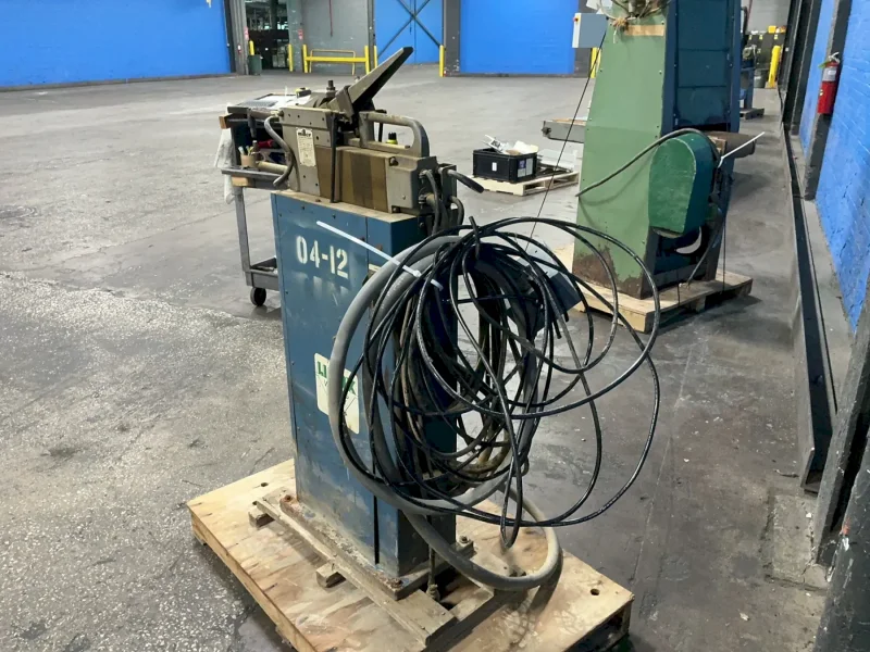 MILLER 20 KVA SPOT WELDER  -  MPS 20FT