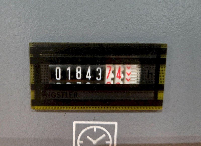 ATLAS COPCO GX4FF 5HP Rotary Compressor w/ Refrigerated Air Dryer USED
