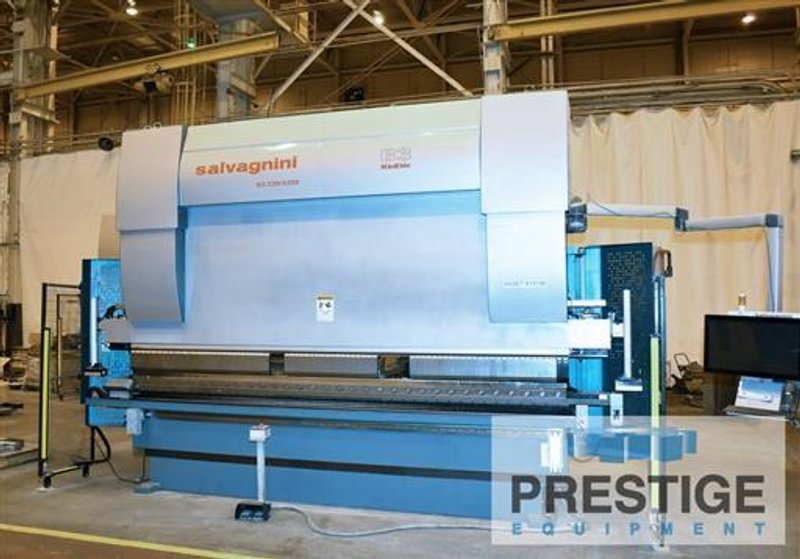 Salvagnini 242 Ton x 13&#039; 7-Axis B3-220/4250 CNC Hydraulic Press Brake