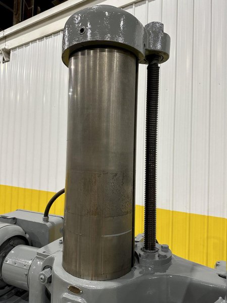 3&#039; X 9&quot; CARLTON MODEL #1A RADIAL ARM DRILL WITH DUAL BASE: STOCK #22001