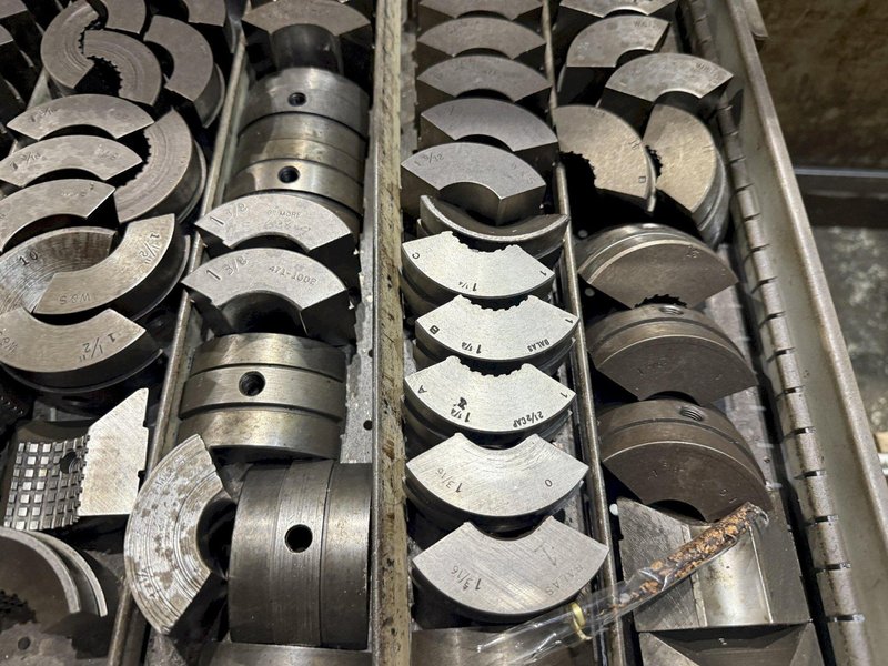 WARNER &amp; SWASEY ASSORTED COLLET PADS / HOLDERS : STOCK #23547