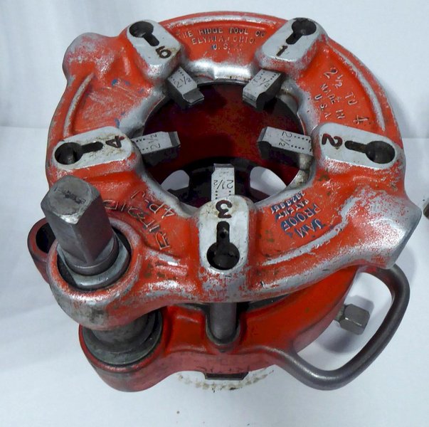 Oster Model 432 Power Drive &amp; Miscellaneous Ridgid Dies &amp; Accessories
