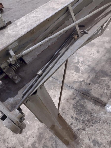 8' X 18 GAUGE CHICAGO MODEL #818 MANUAL APRON BENDING BRAKE: YOBRO #24387