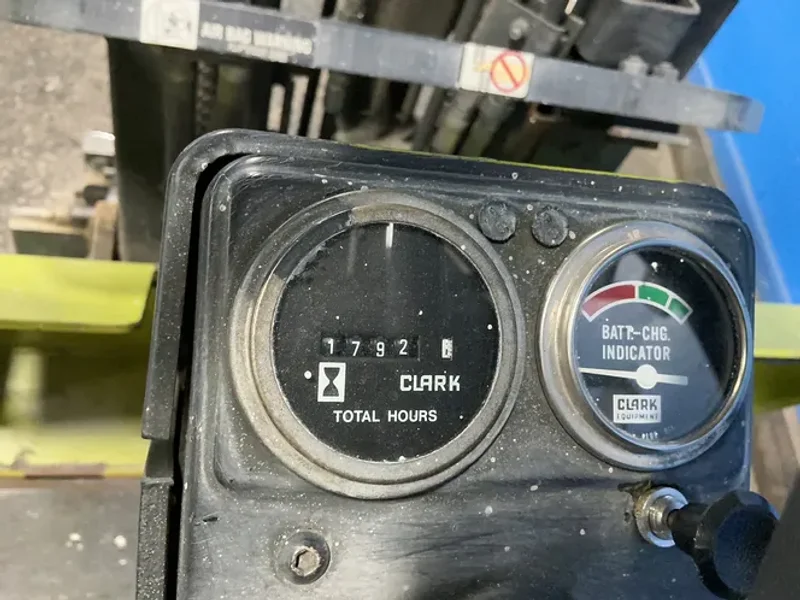 CLARK EQUIPMENT 2350 LBS ELECTRIC FORKLIFT  -  TM12