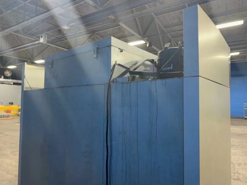 McCALL COMMERCIAL REFRIGERATOR  -  7-7070T