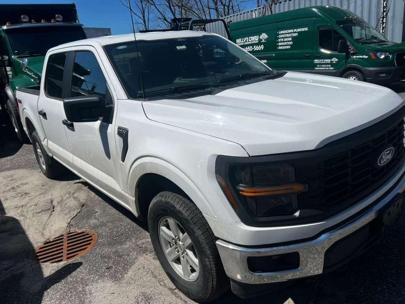 Ford F-150 Pickup Truck, 2024 – 4×4 Crew Cab – Clean Late Model Work