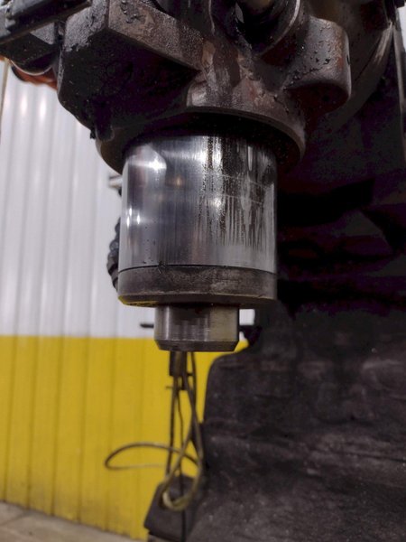 SEIKI XL VARIABLE SPEED VERTICAL KNEE MILL: YOBRO #23840