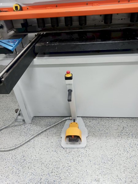 13' X 3/4" ERMAK HVR4100X20 CNC HYDRAULIC SHEAR.(NEW IN 2022) STOCK # 0639023