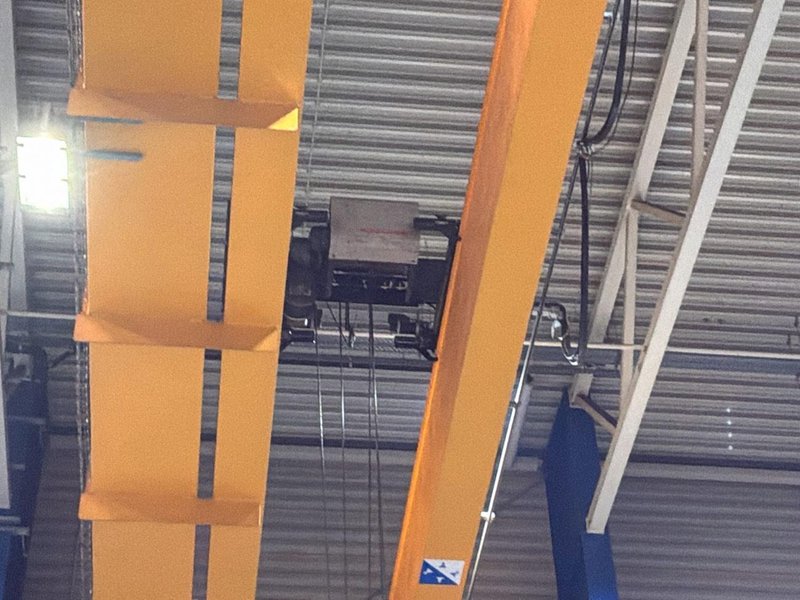 Konecranes - 10 ton x 28 470 mm