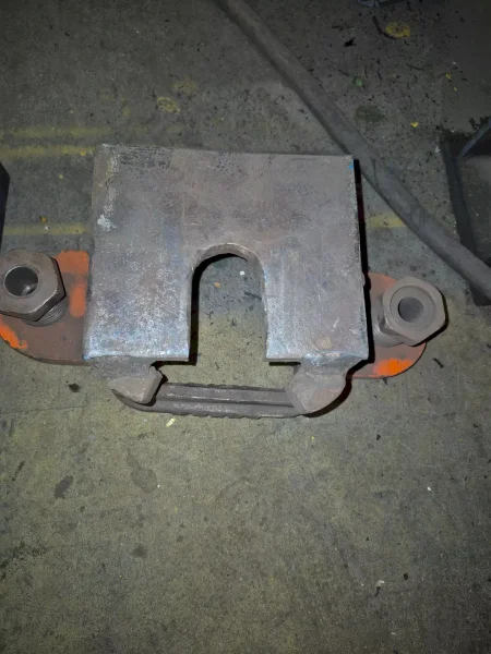 90 TON SCOTCHMAN 9012-24M HYDRAULIC IRONWORKER