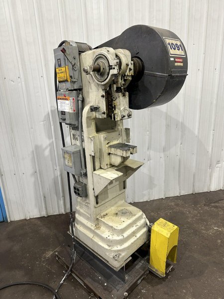 15 TON ROUSSELLE MODEL #15H HORN PRESS: STOCK #77637