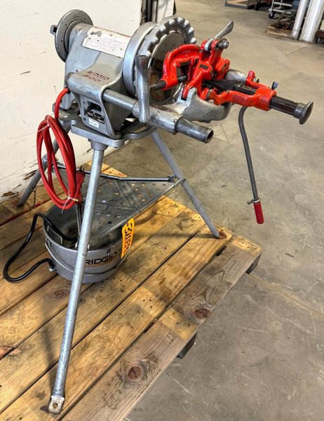 2" RIDGID No. 300, Cutter, Reamer, Stand, Oiler, 1 Phase