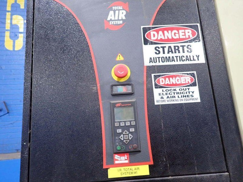 INGERSOLL-RAND AIR COMPRESSOR  -  IRN-20-25 HV FTU