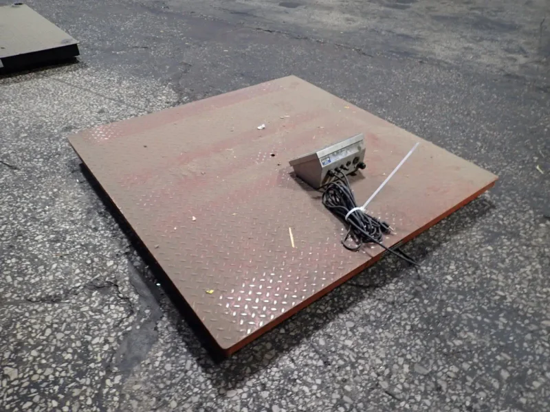 BTEK 5000 LBS / 48" X 48" DIGITAL FLOOR SCALE   -  BT-4848-5K-FEFS-TA