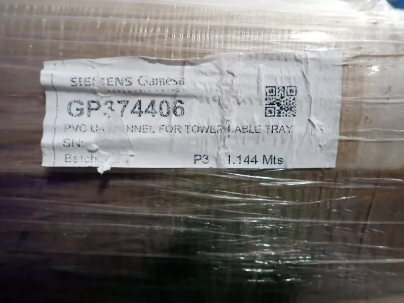 SIEMENS PLASTIC WIRE GUARDS  -  GP374406