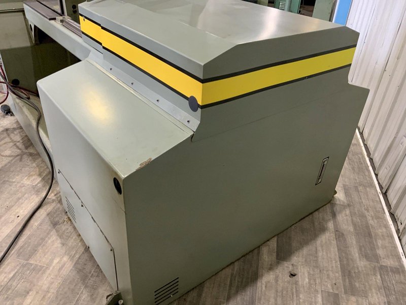 18" X 20" HYDMECH MODEL V 18 VERTICAL BAND SAW: STOCK #81472