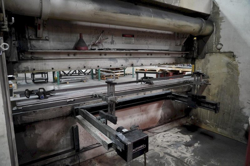 175 Ton X 12′ Wysong MTH175-144 Hydraulic Press Brake, 2002