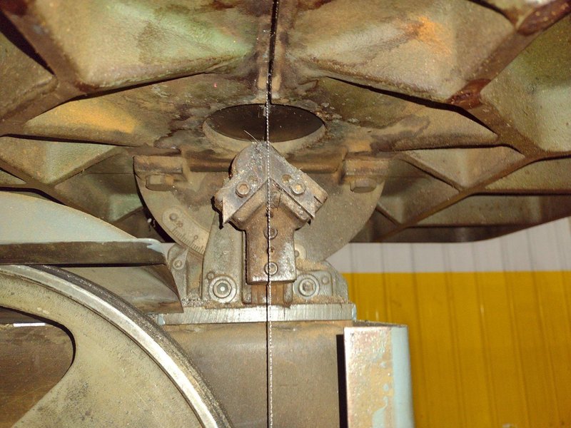 36" DOALL MODEL #3613-1 VERTICAL BANDSAW: YOBRO #24515