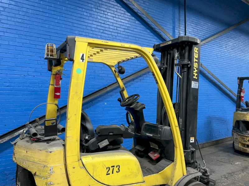 HYSTER PROPANE FORKLIFT