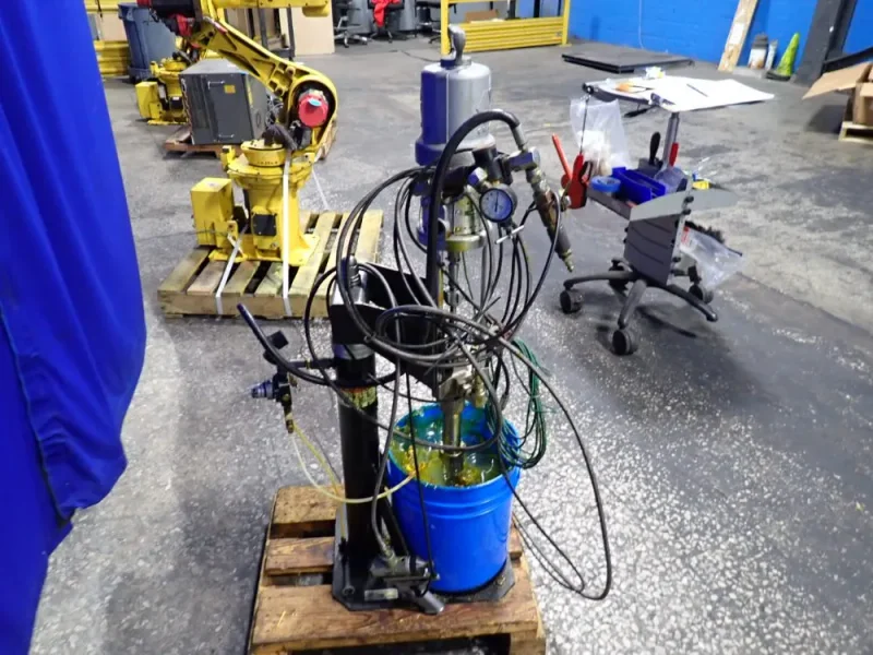 GRACO ADHESIVE DISPENSING SYSTEM