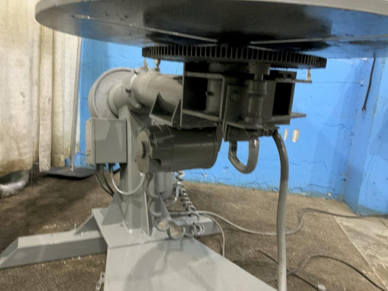 1000 LB RANSOME MODEL # SW10A WELDING POSITIONER: STOCK #80753