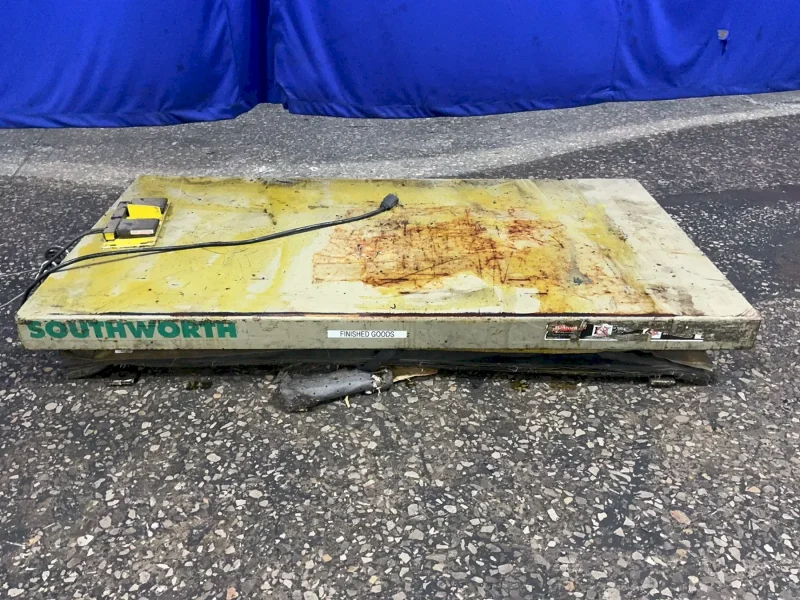 SOUTHWORTH 32” X 60”/2000 LBS LIFT TABLE