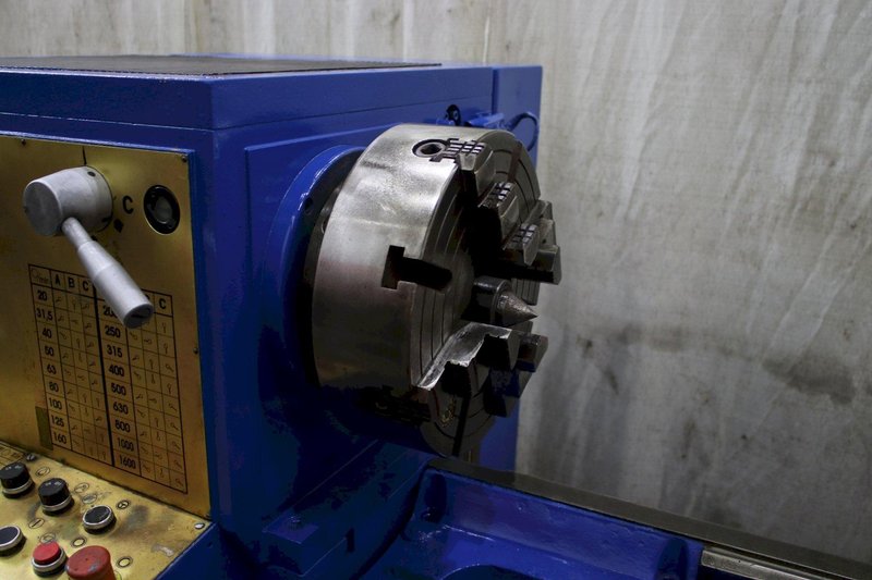 TARNOW ENGINE LATHE: STOCK #76223